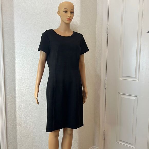 Chicos Dress Size 2 Black Scoop Neck Short Sleeve Ribbed Midi - Picture 1 of 11